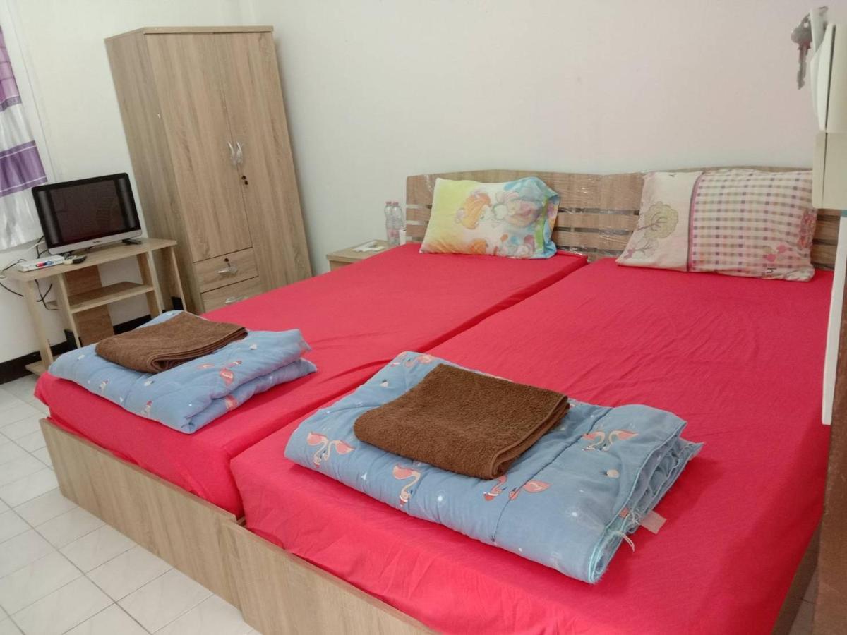 Natcha Place Thammasat Rangsit Banguecoque Exterior foto