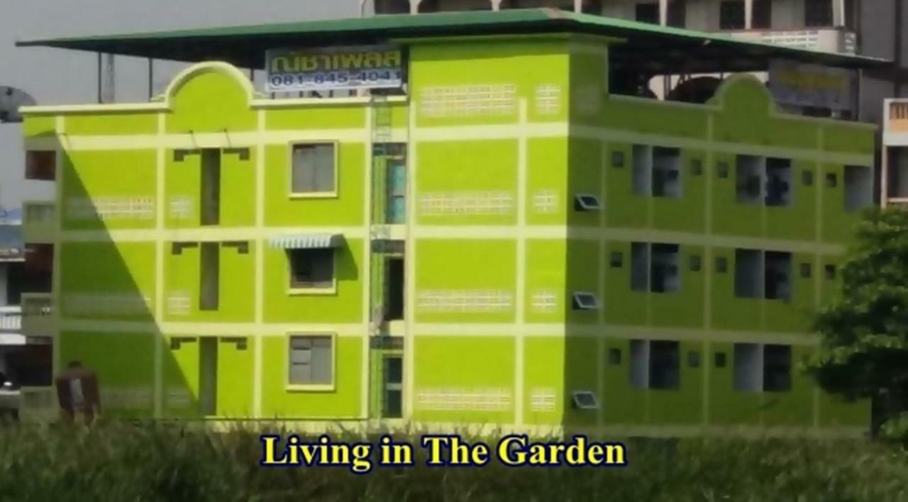 Natcha Place Thammasat Rangsit Banguecoque Exterior foto